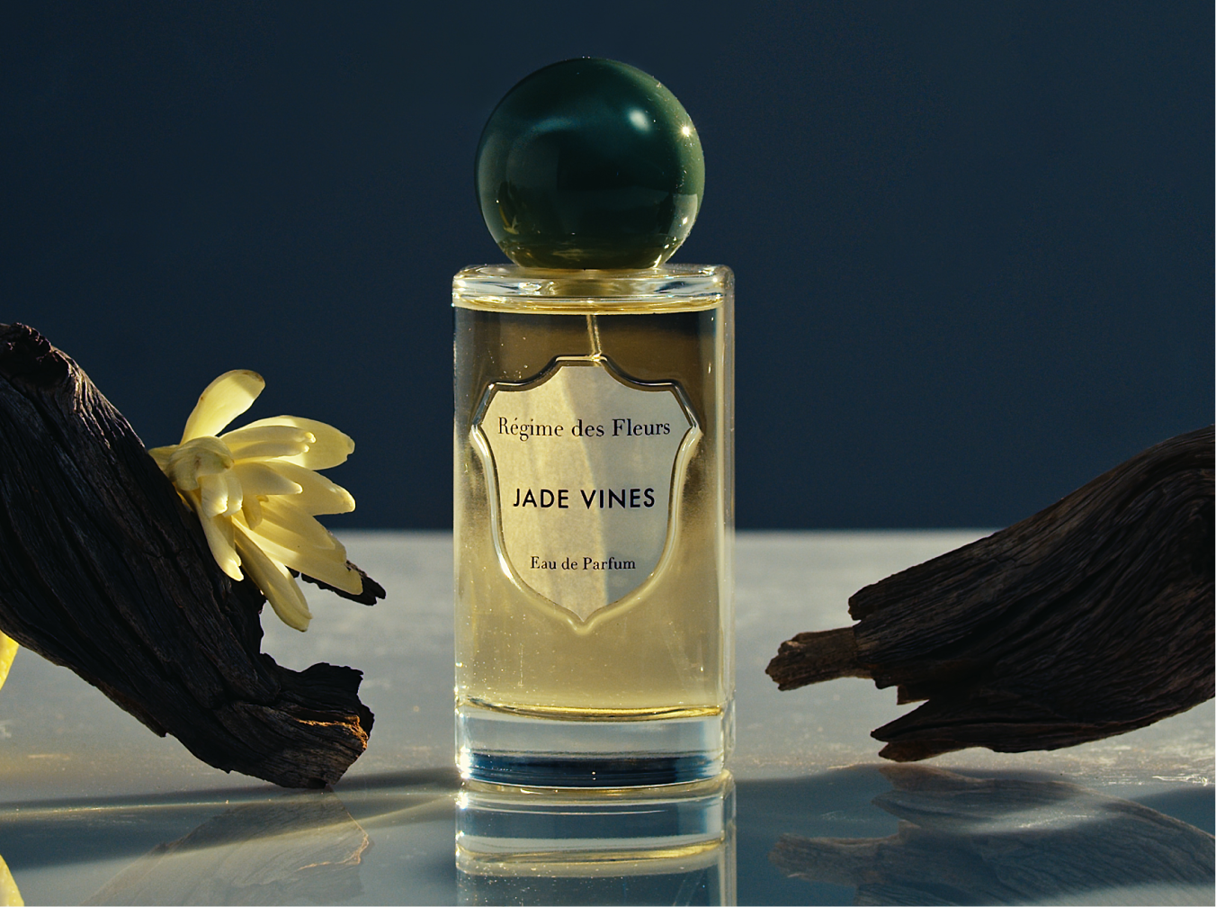 JADE VINES – Régime des Fleurs JADE VINES – Régime des Fleurs